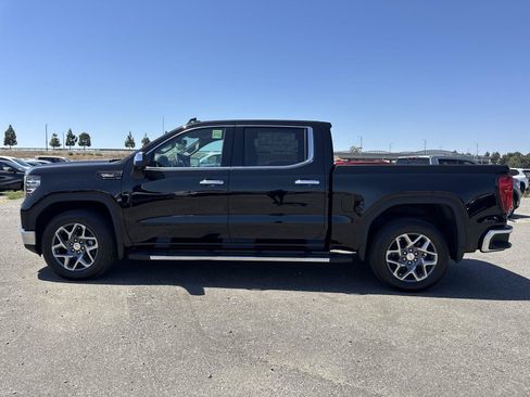 New 2026 GMC Sierra 1500 SLT w/ SLT Premium Plus Package RWD image 5
