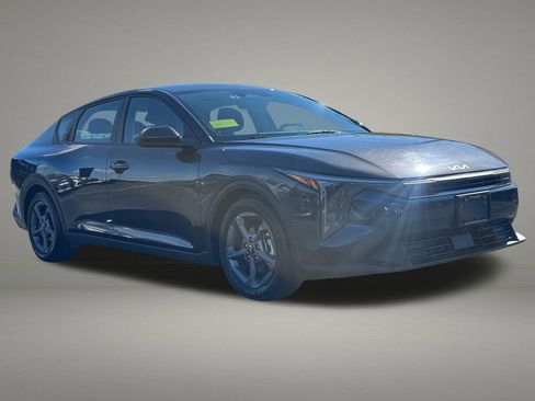 Used 2025 Kia K4 FWD image 8