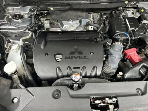 Used 2020 Mitsubishi Outlander Sport ES AWD/4WD image 23