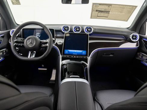 New 2026 Mercedes-Benz GLC 300 4MATIC image 11