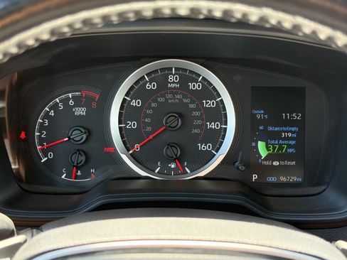 Used 2022 Toyota Corolla SE FWD image 20