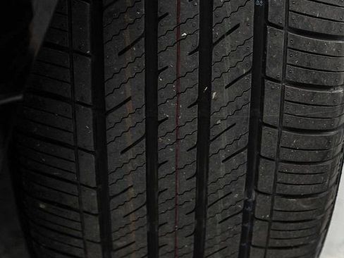 Used 2025 BMW 740i xDrive image 49