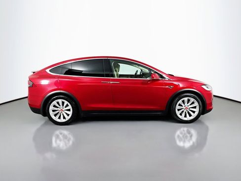 Used 2016 Tesla Model X image 6
