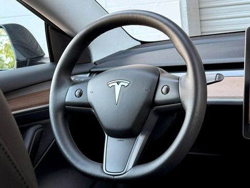 Used 2023 Tesla Model 3 Standard Range RWD image 12