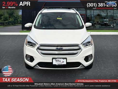 Used 2019 Ford Escape Titanium image 2