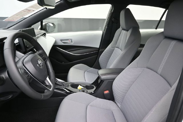 Certified 2025 Toyota Corolla SE w/ Convenience Package FWD image 26