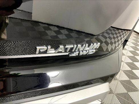 Certified 2024 Nissan Pathfinder Platinum AWD/4WD image 24