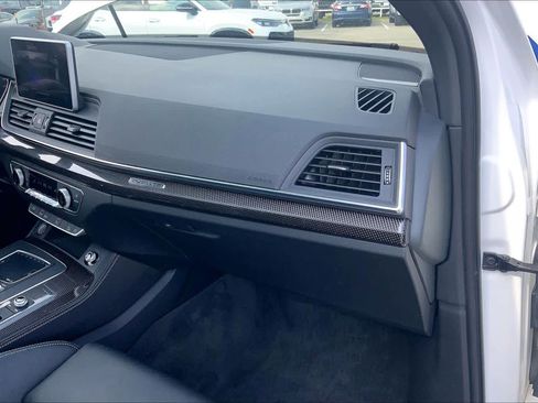 Used 2018 Audi SQ5 Premium Plus image 18