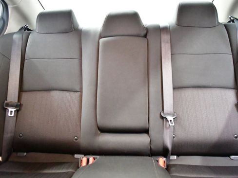 Used 2025 Nissan Altima 2.5 SV FWD image 11
