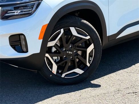 New 2026 Kia Seltos SX w/ SX Sunroof Package image 24