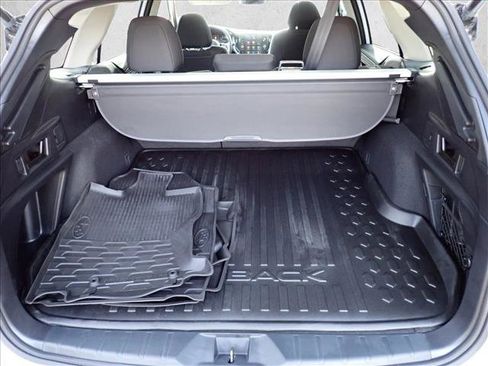 Certified 2025 Subaru Outback Premium w/ Popular Package #1A image 8