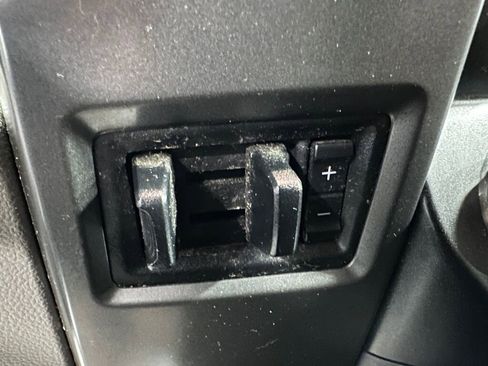 Used 2018 Ford F250 XLT w/ Snow Plow Prep Package image 15