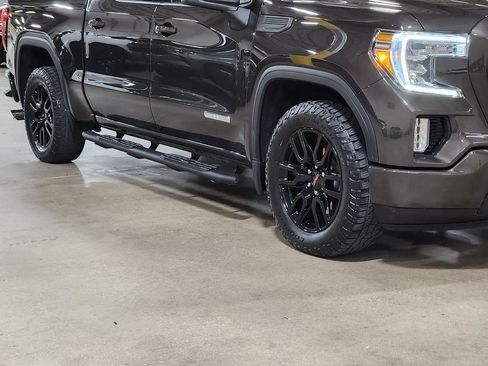 Used 2021 GMC Sierra 1500 Elevation w/ Preferred Package image 16