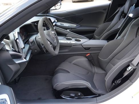 New 2026 Chevrolet Corvette Stingray Convertible w/ Z51 Performance Package RWD image 7