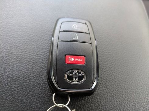 New 2025 Toyota Tacoma TRD Off-Road image 31