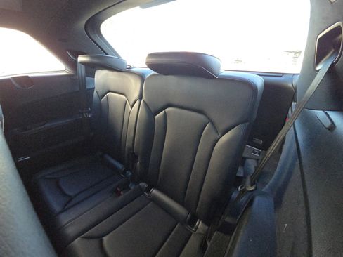 Used 2019 Audi Q7 2.0T Premium Plus w/ Premium Plus Package image 24