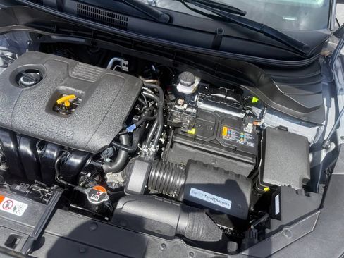 Used 2025 Kia Soul LX w/ LX Technology Package FWD image 52