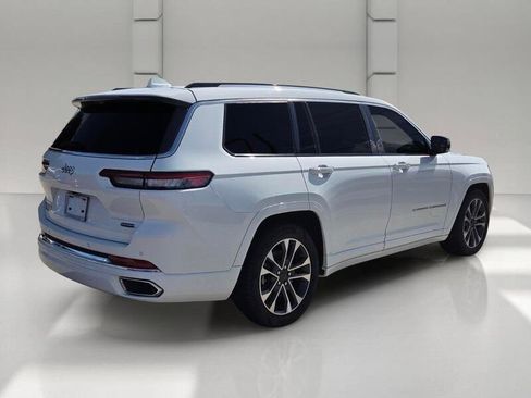 Certified 2021 Jeep Grand Cherokee L Overland w/ Luxury Tech Group IV AWD/4WD image 5