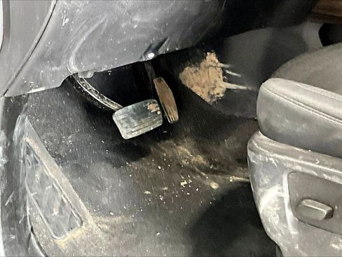 Used 2024 Chevrolet Silverado 1500 LT Trail Boss w/ Protection Package image 22