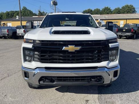 Used 2024 Chevrolet Silverado 3500 W/T w/ WT Convenience Package AWD/4WD image 10