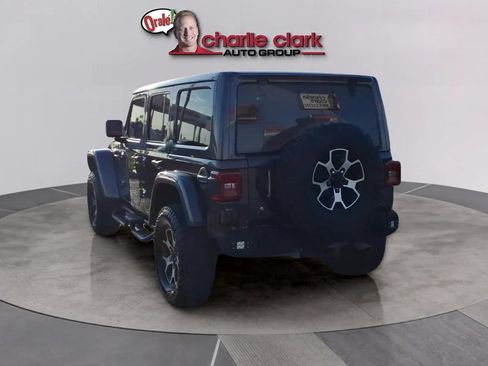 Used 2020 Jeep Wrangler Unlimited Rubicon AWD/4WD image 3