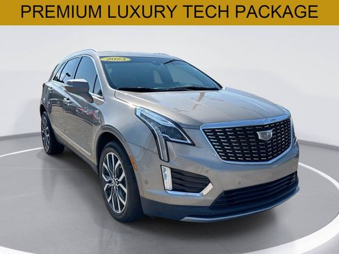 Used 2023 Cadillac XT5 Premium Luxury w/ Technology Package FWD image 1