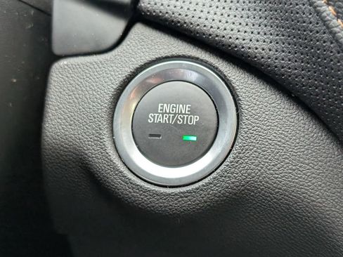 Used 2024 Chevrolet Equinox Premier image 27