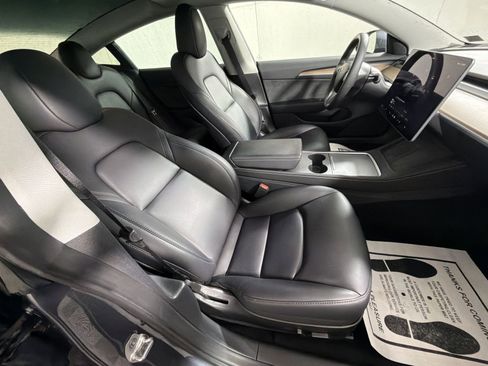 Used 2023 Tesla Model 3 Performance image 27