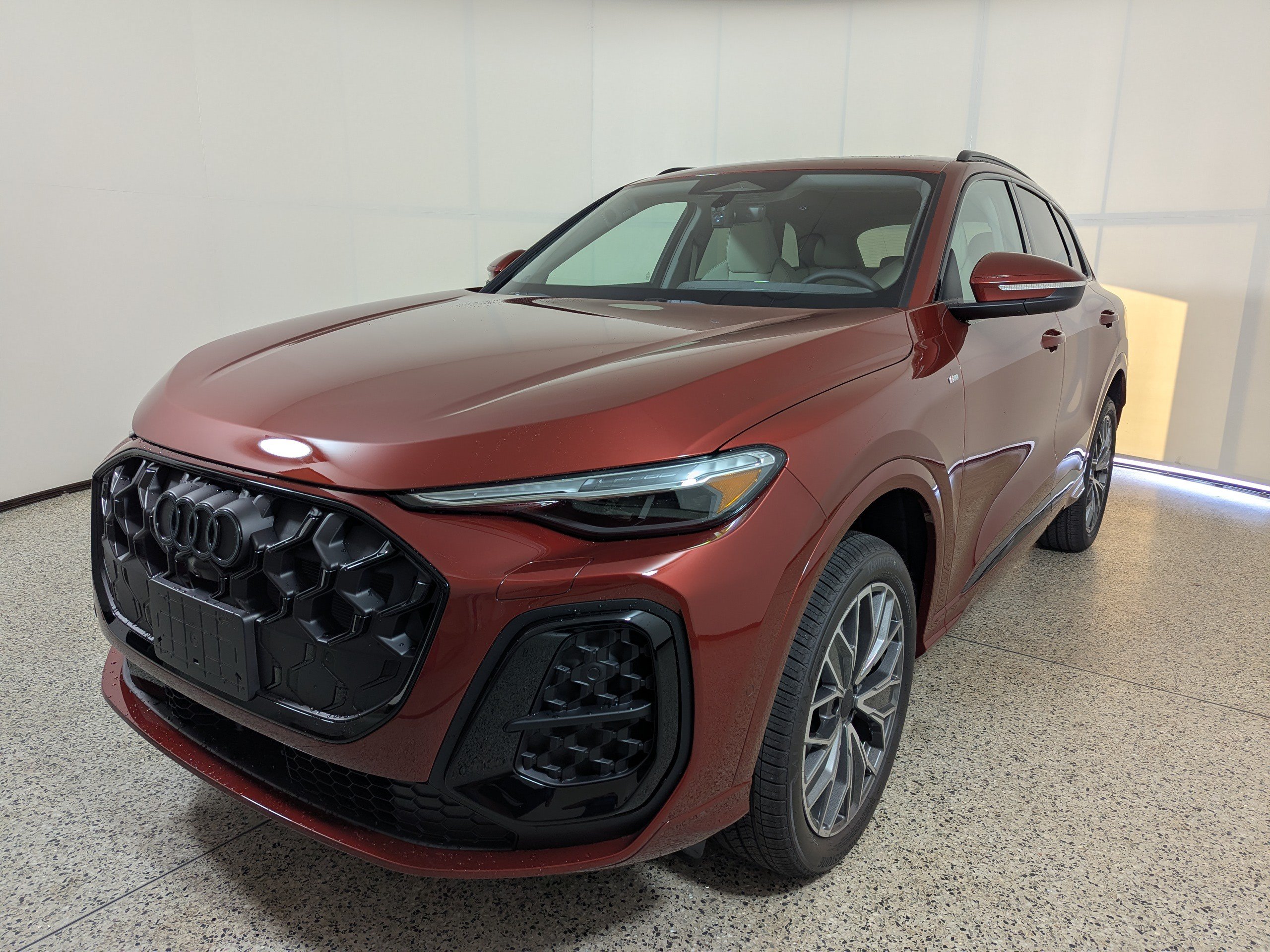 New 2026 Audi Q5 Premium Plus AWD/4WD image 3