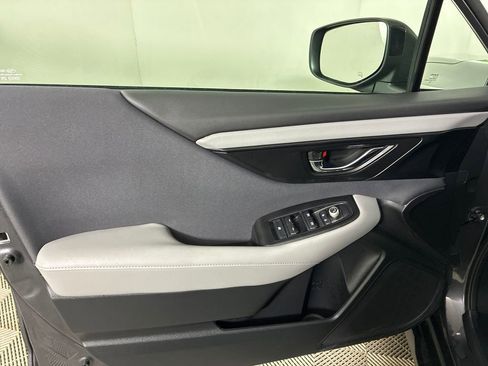 Used 2025 Subaru Outback Premium w/ Popular Package #1A image 14