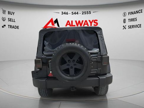 Used 2008 Jeep Wrangler X AWD/4WD image 14