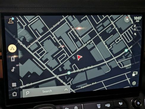 New 2026 Land Rover Defender 130 X-Dynamic SE AWD/4WD image 20