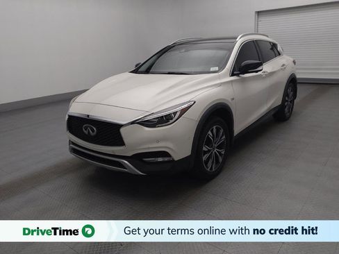 Used 2017 INFINITI QX30 Premium w/ Technology Package image 1