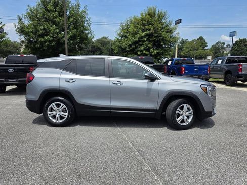 Used 2024 GMC Terrain SLE AWD/4WD image 33