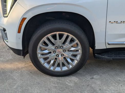 Used 2026 GMC Yukon Elevation w/ Elevation Premium Package RWD image 9