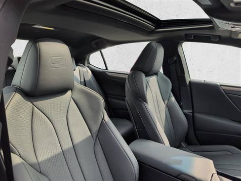 Used 2022 Lexus ES 350 F Sport w/ Protection Package (P3) FWD image 26