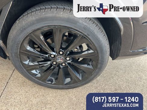 Used 2025 Buick Envista Sport Touring w/ Convenience I Package image 6