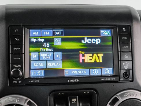 Used 2016 Jeep Wrangler Unlimited Rubicon image 26