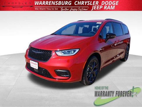 New 2026 Chrysler Pacifica Select FWD image 8