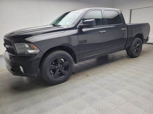 Used 2018 RAM 1500 Express w/ Express Value Package RWD image 2