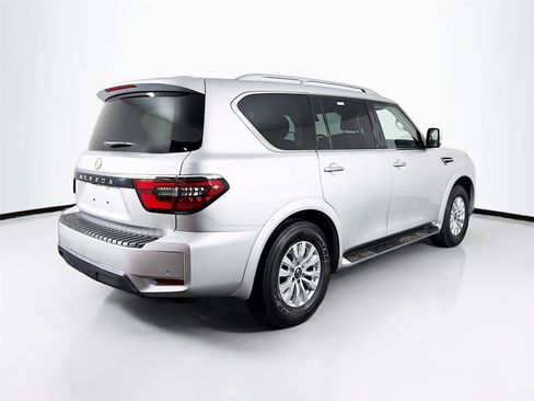 Used 2024 Nissan Armada SV AWD/4WD image 11