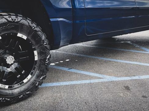 Used 2019 RAM 1500 Big Horn AWD/4WD image 15