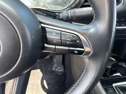 Used 2024 MAZDA MAZDA3 s FWD image 15