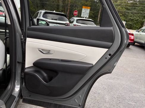 Used 2025 Hyundai Tucson SEL AWD/4WD image 22