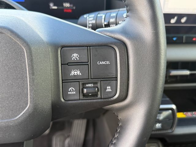 Used 2026 Toyota RAV4 XSE w/ Weather Package AWD/4WD image 17