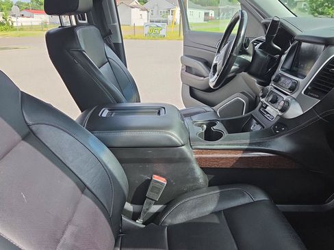 Used 2018 GMC Yukon SLT w/ Open Road Package AWD/4WD image 21