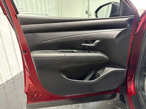 Used 2025 Hyundai Tucson SEL AWD/4WD image 19