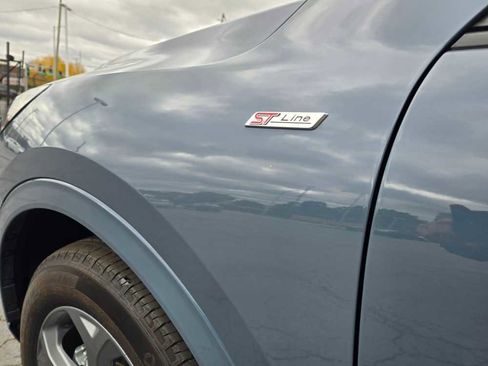 Used 2023 Ford Escape ST-Line Select image 13