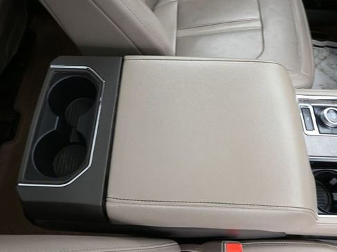 Used 2021 Ford Expedition Max Limited AWD/4WD image 39
