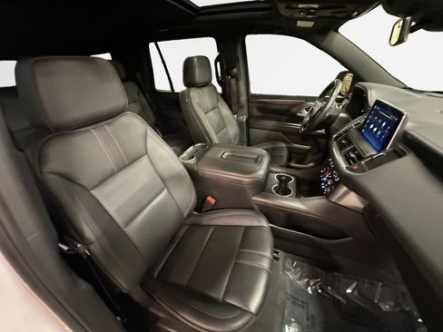 Used 2024 Chevrolet Tahoe RST w/ Luxury Package AWD/4WD image 27
